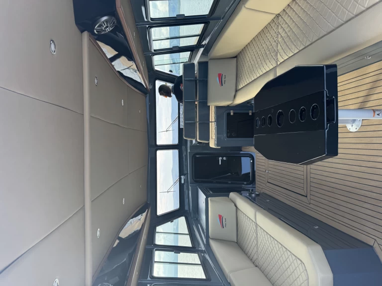 Location Bateau à moteur Colnago avec permis