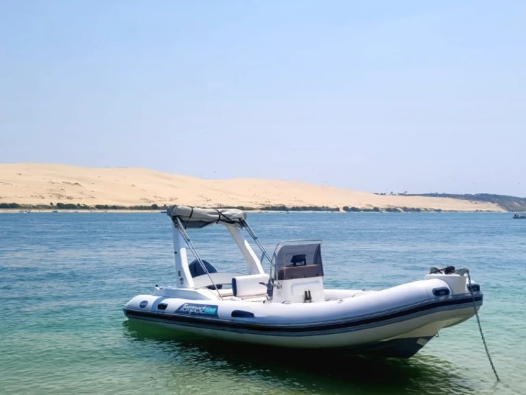 Location bateau Grand Piquey pas cher Tempest 600