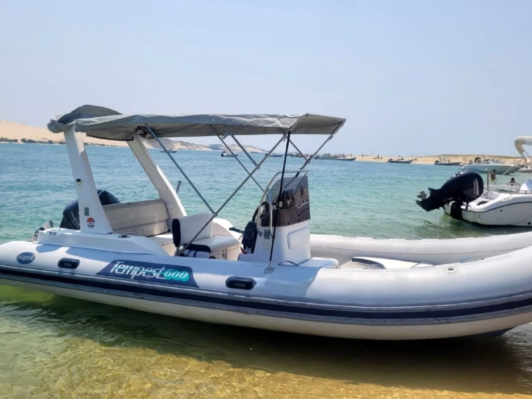 Location bateau Capelli Tempest 600 à Grand Piquey sur Samboat
