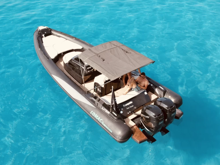 Louer Semi-rigide avec ou sans skipper Lomac à Bonifacio Port