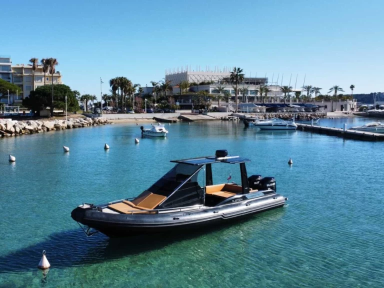 Louer Semi-rigide avec ou sans skipper ONARCH à Cannes