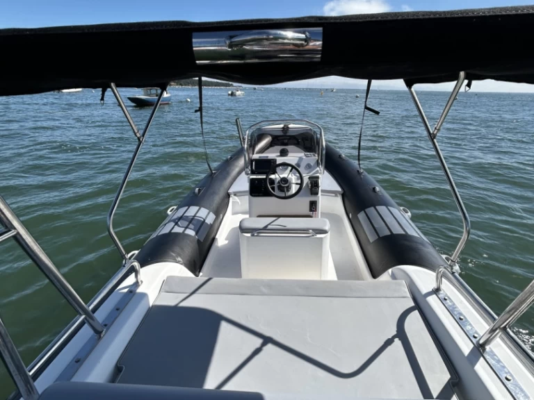 Location à Grand Piquey - Nautica Led Nautica Led  sur SamBoat