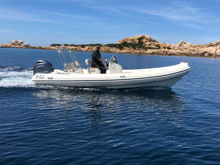 Location à Campomoro - Nuova Jolly Nuova Jolly 630 sur SamBoat