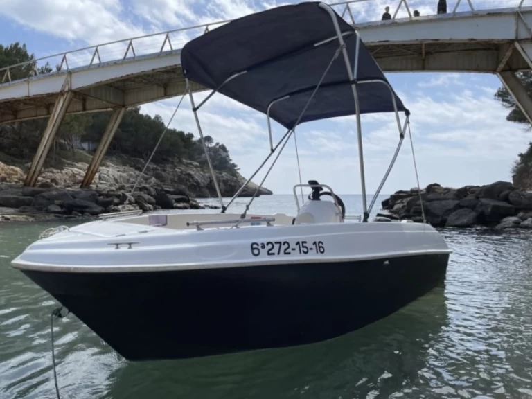 Bateau à moteur à louer à Bay of Santander au meilleur prix