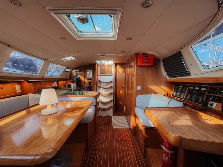 Louer Voilier avec ou sans skipper Jeanneau à Portoferraio