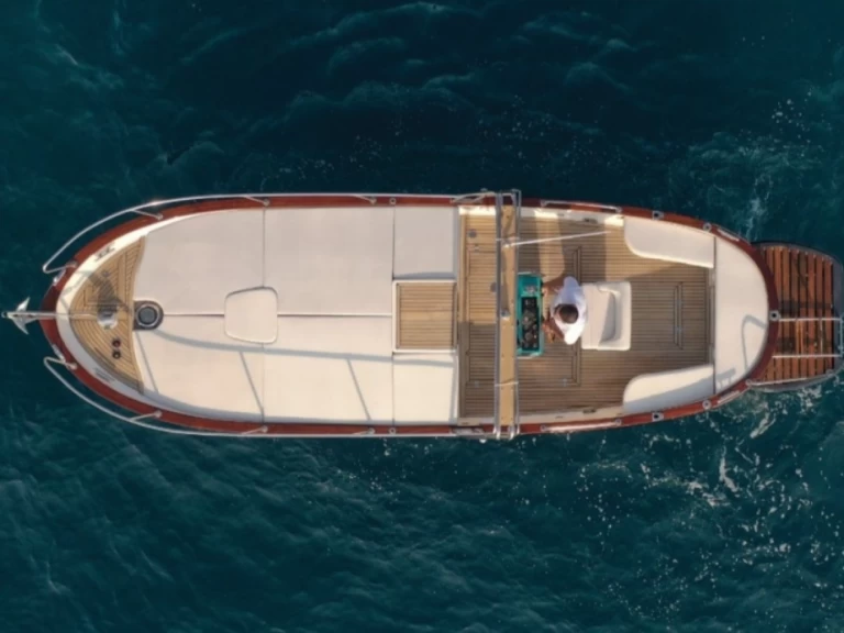 Location à Positano - VD INGENITO Open 8,30 sur SamBoat