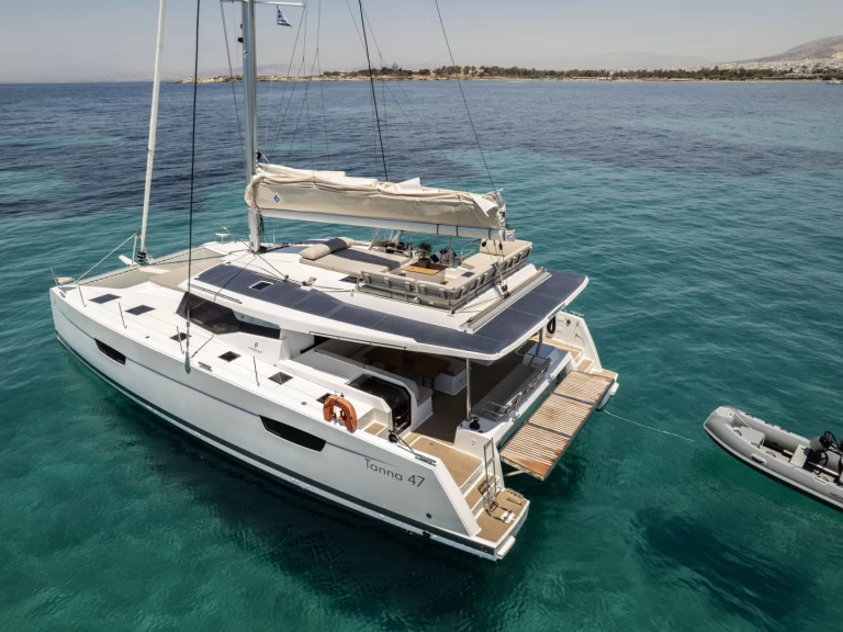 Location bateau Fountaine Pajot Tanna 47 Quintet à Álimos sur Samboat