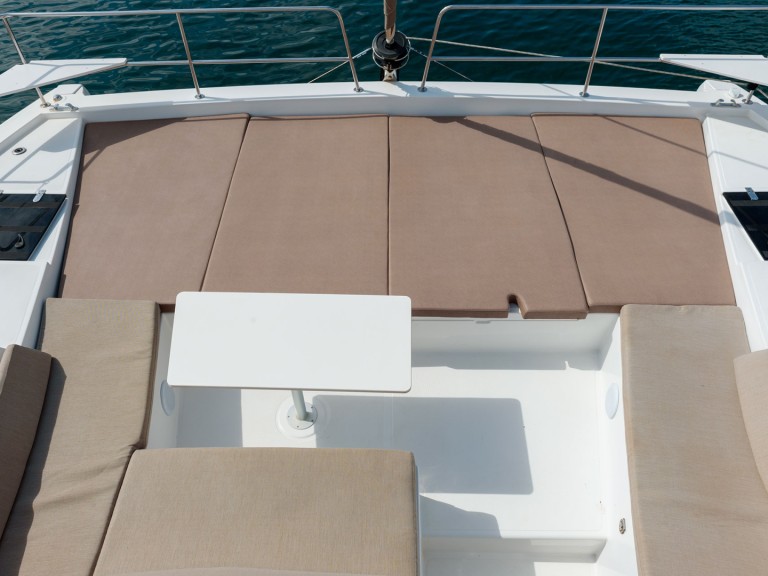 Location à Cannigione - Bali Catamarans Bali 4.2 sur SamBoat