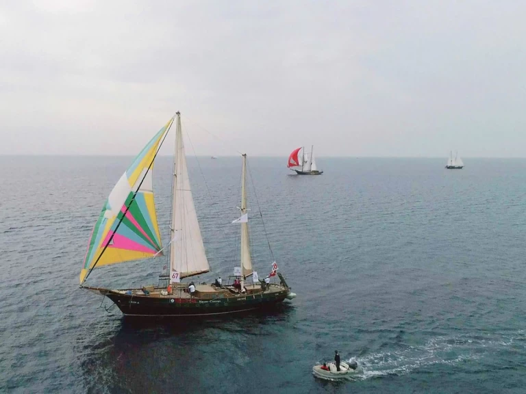 Location Voilier Custom Made avec permis