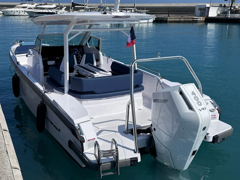 Location à Saint-Laurent-du-Var - Axopar 29 Sun Top sur SamBoat