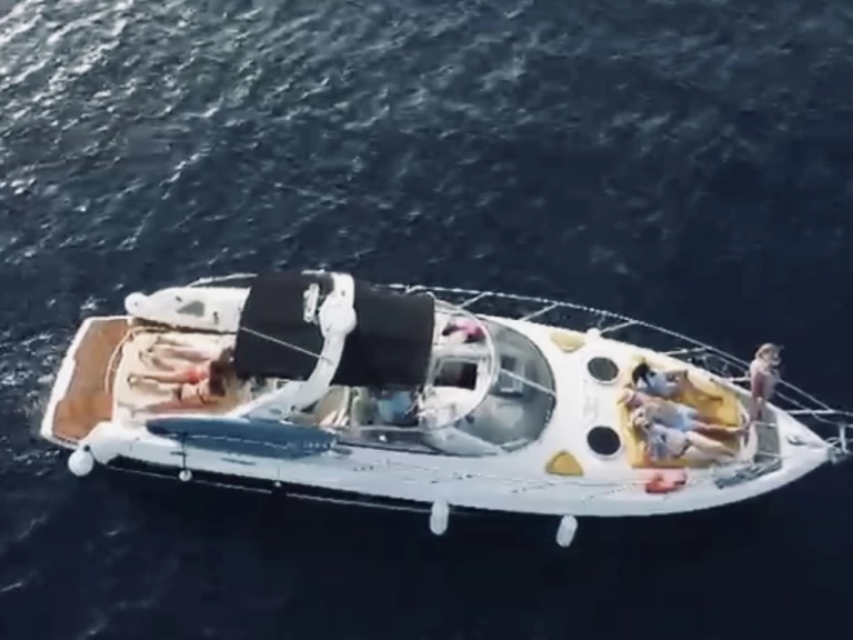 Louer Bateau à moteur avec ou sans skipper Cranchi à Cannes