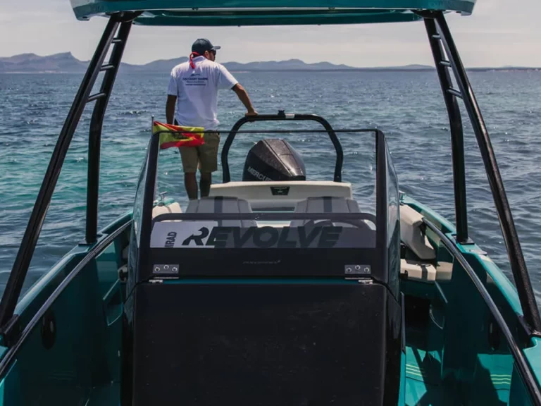 Axopar 22 Jobe Revolve a louer à Port d'Alcudia