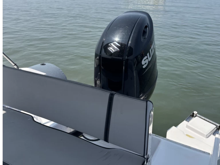 Location bateau Arcachon pas cher Cayman 23 Sport