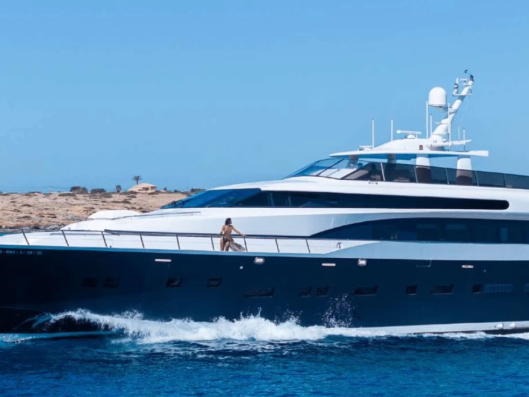 Location Yacht à Ibiza (Ville) - Custom Royal Yacht 150
