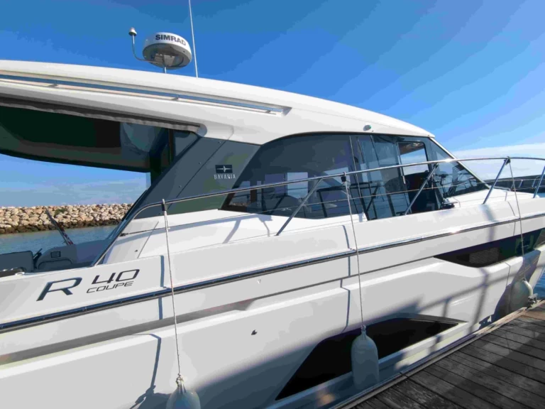 Location bateau Bavaria R40 Coupe à Cádiz sur Samboat
