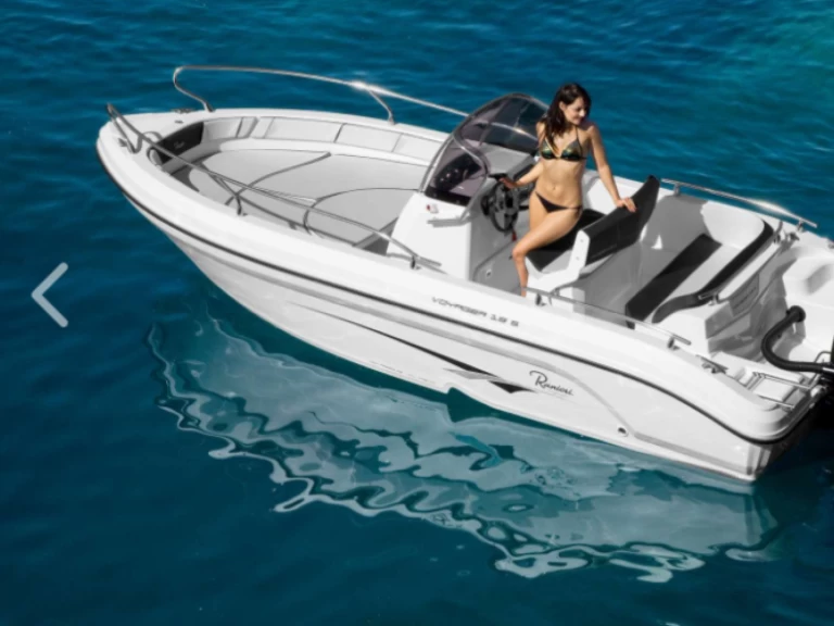 Louer Bateau à moteur avec ou sans skipper Ranieri à Fréjus