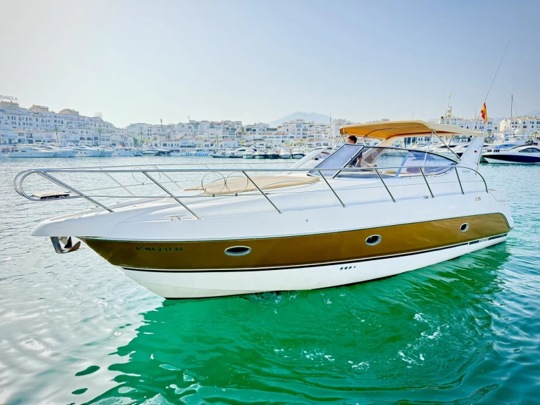 Sessa Marine C35 a louer à Puerto Banús