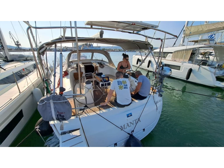 Louez un Bavaria Cruiser 40 à Volos
