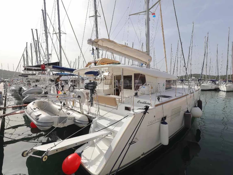 Location Catamaran à Pula - Lagoon Lagoon 400