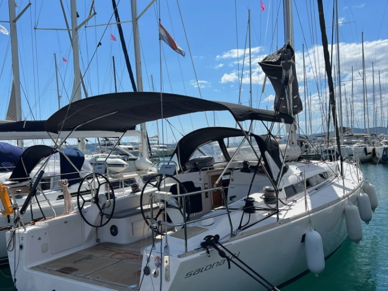 Voilier à louer à Kaštela au meilleur prix