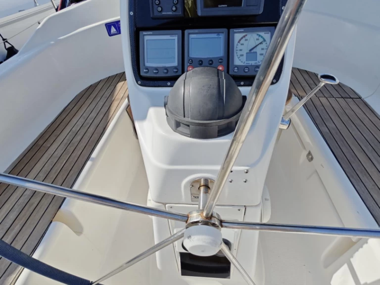 Location bateau Punat pas cher Bavaria 30 Cruiser