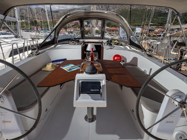 Location à Páleros - Bavaria Cruiser 46 sur SamBoat