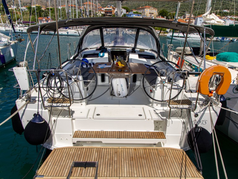 Location à Páleros - Bénéteau Oceanis 40.1 sur SamBoat