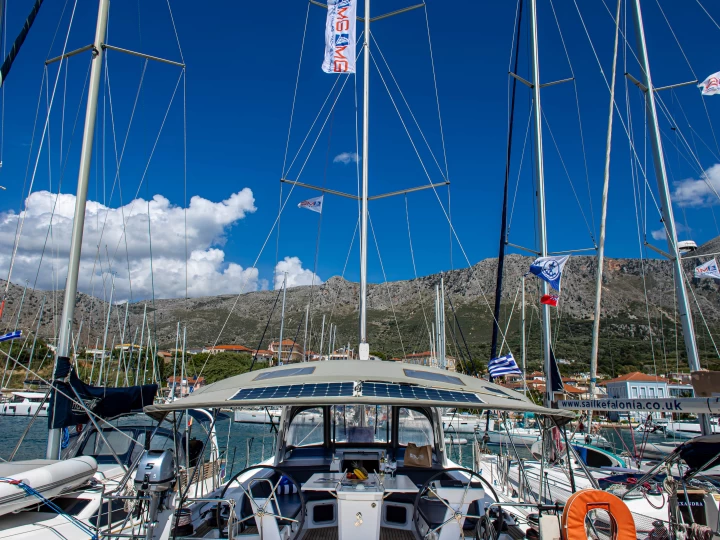 Location bateau Lefkáda pas cher Oceanis 51.1