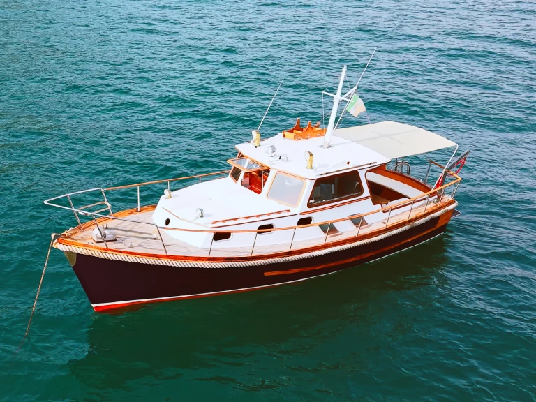 Location bateau G.i.a.m Rapallo Portofino Pilot à Bocca di Magra sur Samboat