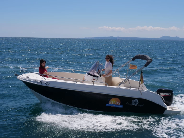 Location Bateau à moteur Pacific Craft avec permis