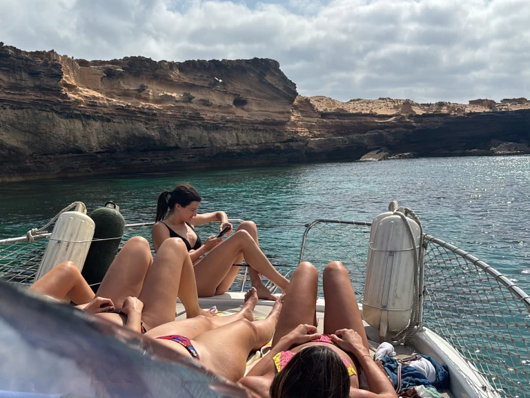 Location bateau Marina Formentera pas cher Cap Camarat 9.0 WA