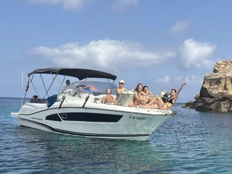 Location bateau Jeanneau Cap Camarat 9.0 WA à Marina Formentera sur Samboat