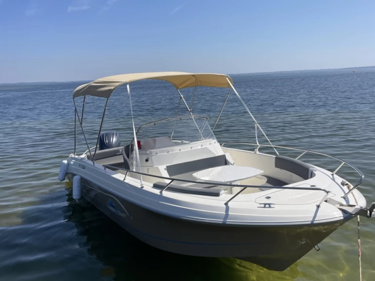 Louer Bateau à moteur avec ou sans skipper Pacific Craft à Biscarrosse