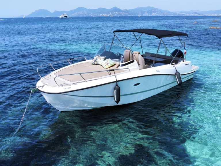 Location Bateau à moteur Quicksilver avec permis