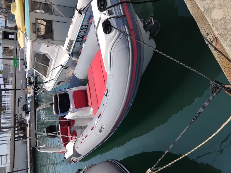 Location bateau Sainte-Maxime pas cher 23