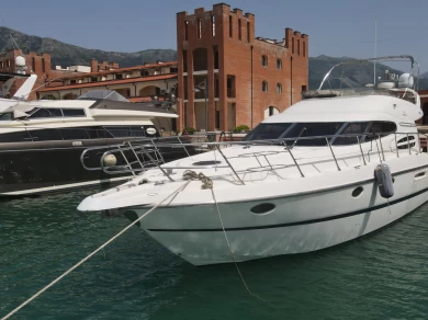 Noleggio Barca a motore a Himarë – Cranchi Atlantique 48