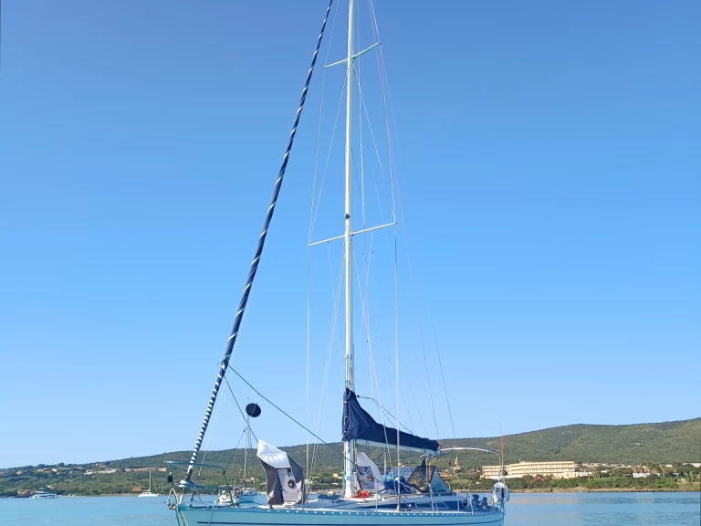 Location bateau Comar Comet 420 à Arbatax sur Samboat