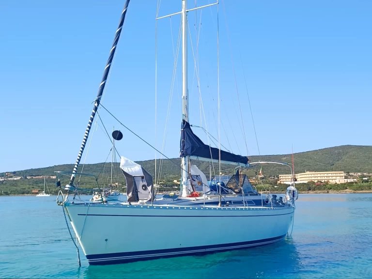 Location bateau Arbatax pas cher Comet 420