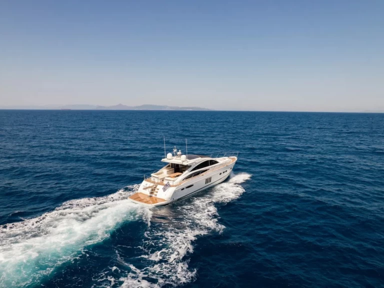 Location bateau Princess Princess V65 à Beşiktaş sur Samboat