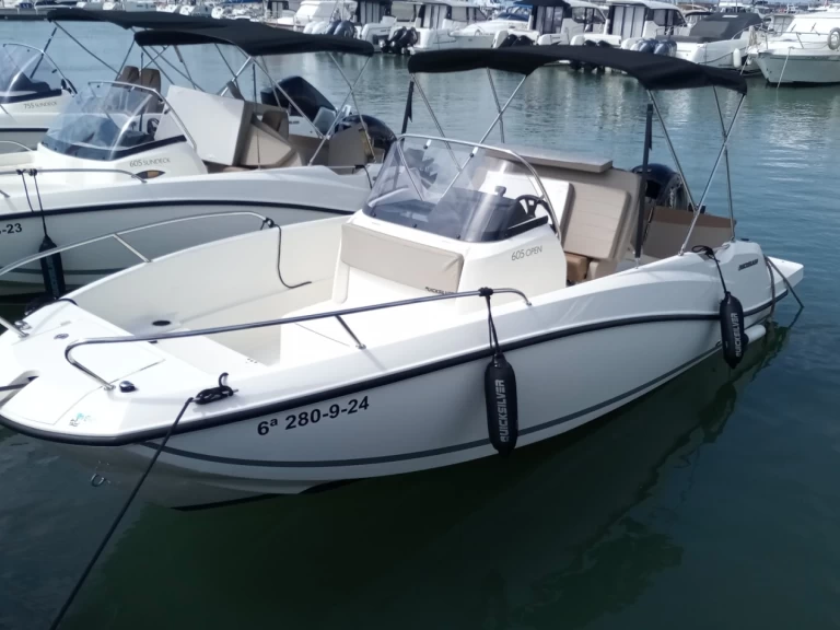 Location bateau Quicksilver Activ 605 Open à Cambrils sur Samboat