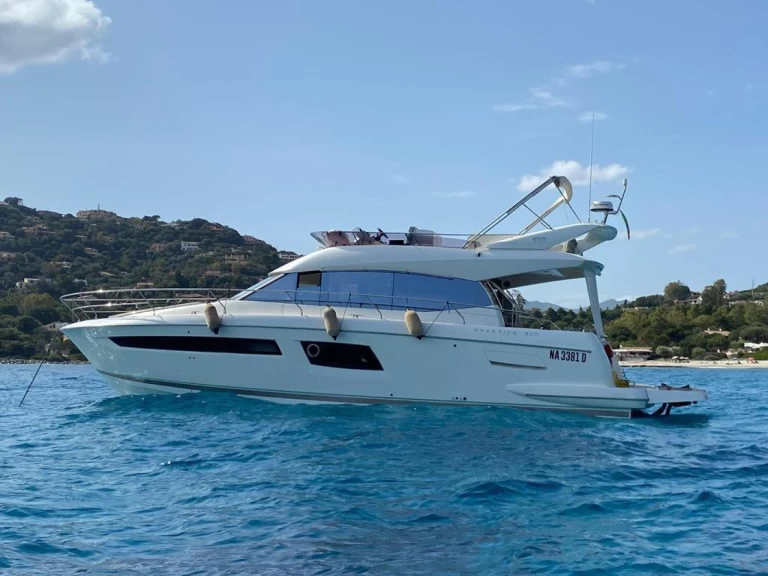 Location Yacht Prestige avec permis