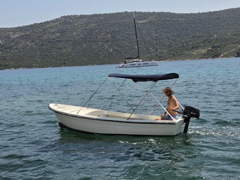 Location bateau Poljica pas cher Jugoplastika