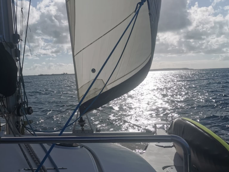 Louez un Fountaine Pajot Belize 43 à Marigot