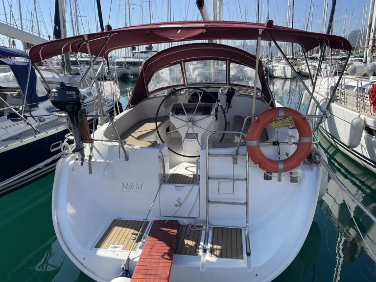 Location Voilier à Omiš - Bénéteau Oceanis 411 Celebration