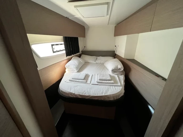 Louer Catamaran avec ou sans skipper Fountaine Pajot à Pula