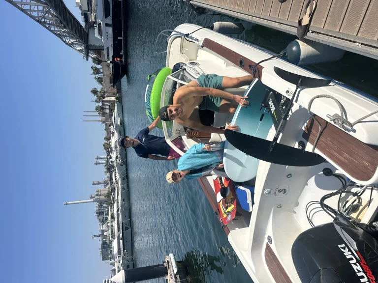 Location Bateau à moteur Bénéteau avec permis