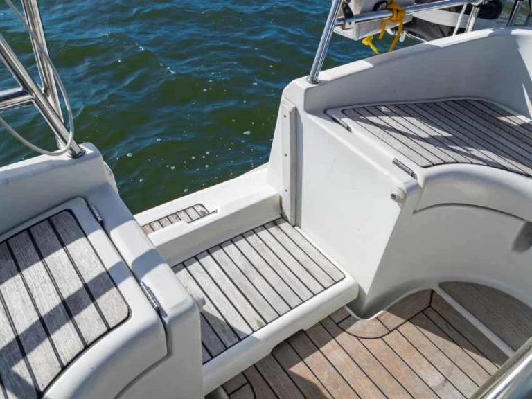 Location bateau Póros (Ville) pas cher Oceanis 361