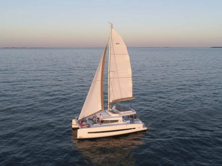 Location bateau Marina de Lagos pas cher Bali 4.3