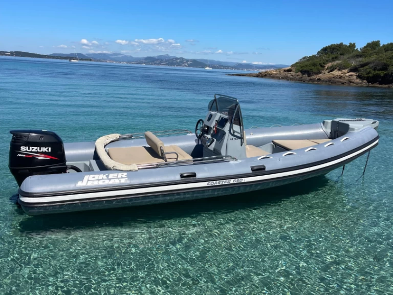 Location Semi-rigide Joker Boat avec permis