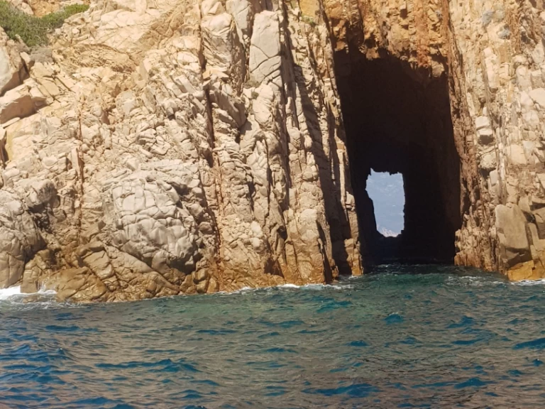 Location Semi-rigide Capelli avec permis